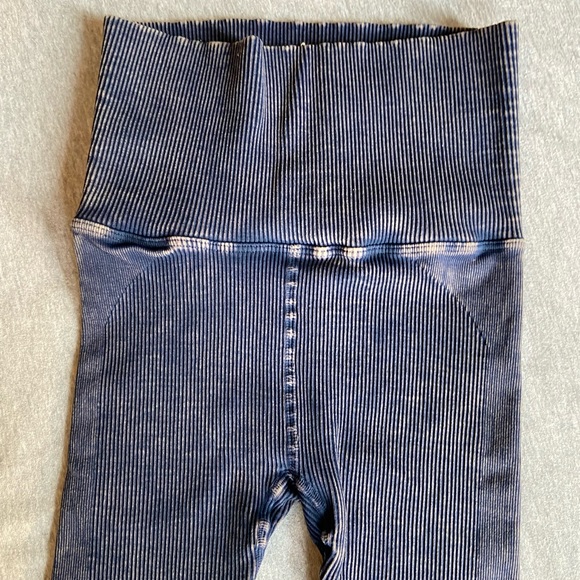 Free People Happiness Leggings XS Nwot - Picture 6 of 11